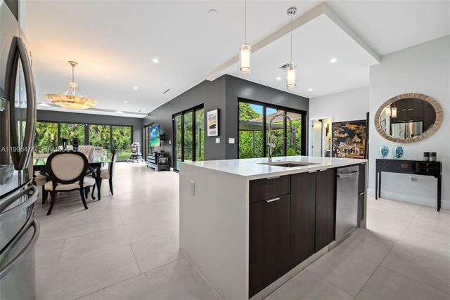 5735 SW 35th St 0, Miami, FL 33155