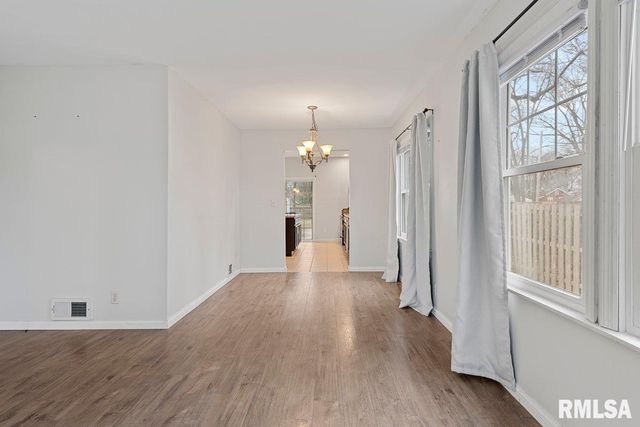 2914 S PARK Avenue, Springfield, IL 62704