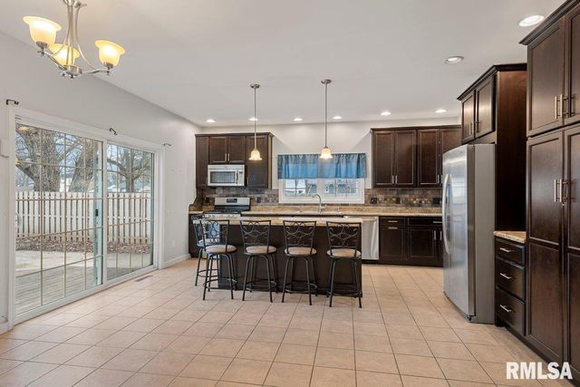 2914 S PARK Avenue, Springfield, IL 62704