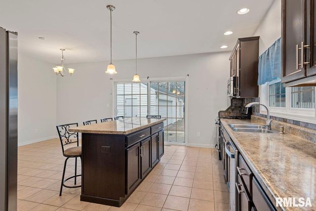 2914 S PARK Avenue, Springfield, IL 62704