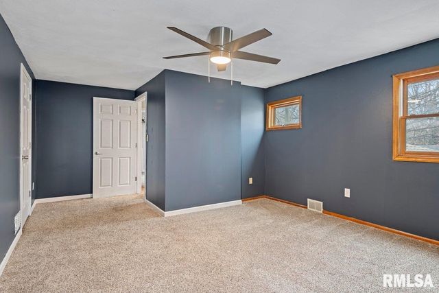 2914 S PARK Avenue, Springfield, IL 62704