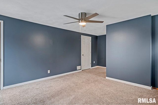 2914 S PARK Avenue, Springfield, IL 62704