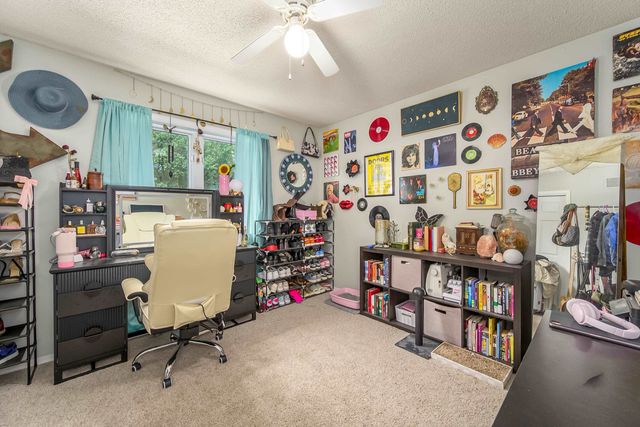500 W White Tail St, Derby, KS 67037