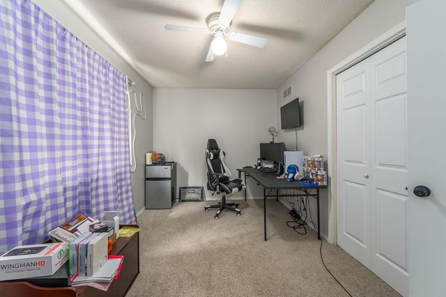 500 W White Tail St, Derby, KS 67037