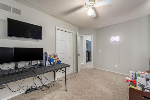 500 W White Tail St, Derby, KS 67037