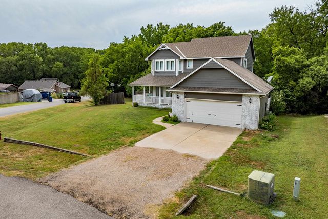 500 W White Tail St, Derby, KS 67037