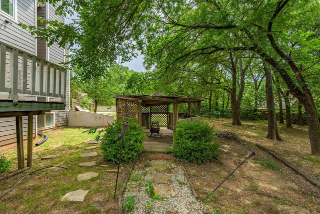 500 W White Tail St, Derby, KS 67037