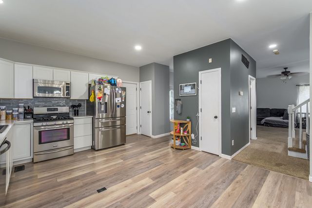 500 W White Tail St, Derby, KS 67037