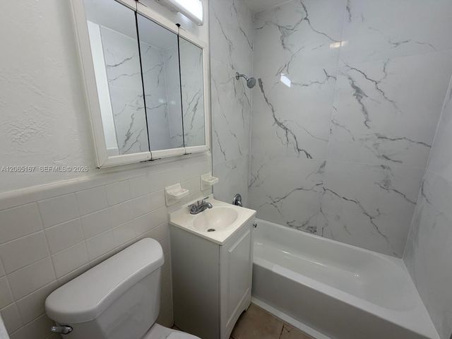 1845 Pembroke Road 4-27, Hollywood, FL 33020