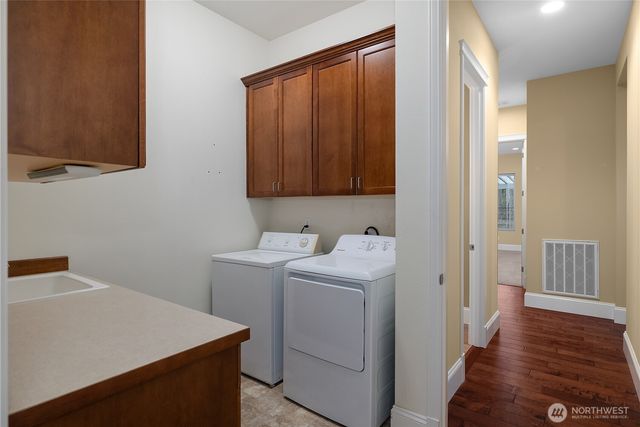 8265 Orcas Loop NE, Lacey, WA 98516