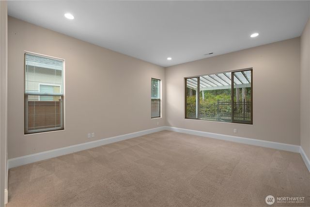 8265 Orcas Loop NE, Lacey, WA 98516