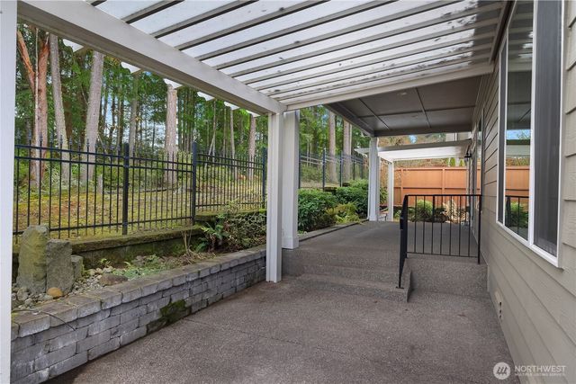 8265 Orcas Loop NE, Lacey, WA 98516