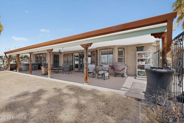 3041 Missouri Avenue, Las Cruces, NM 88011