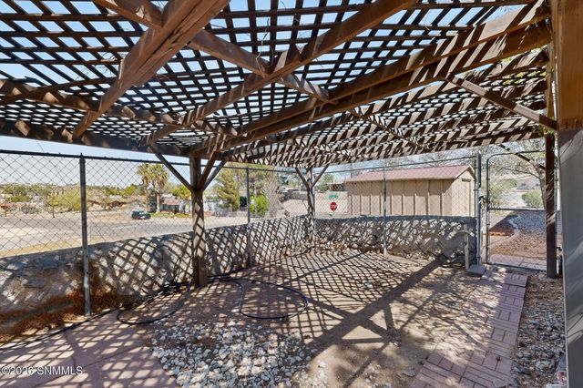 3041 Missouri Avenue, Las Cruces, NM 88011