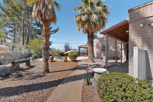3041 Missouri Avenue, Las Cruces, NM 88011