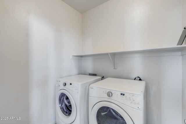 2085 E HULET Place, Chandler, AZ 85225