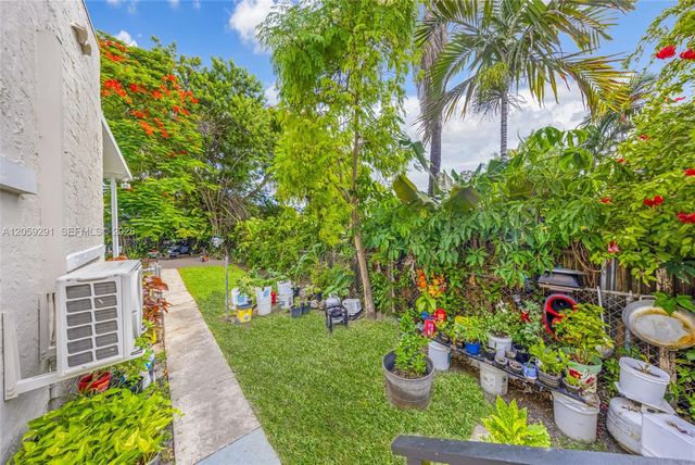 2420 NW 34th St, Miami, FL 33142