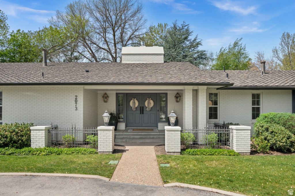 2073 E PHEASANT WAY, Holladay, UT 84121