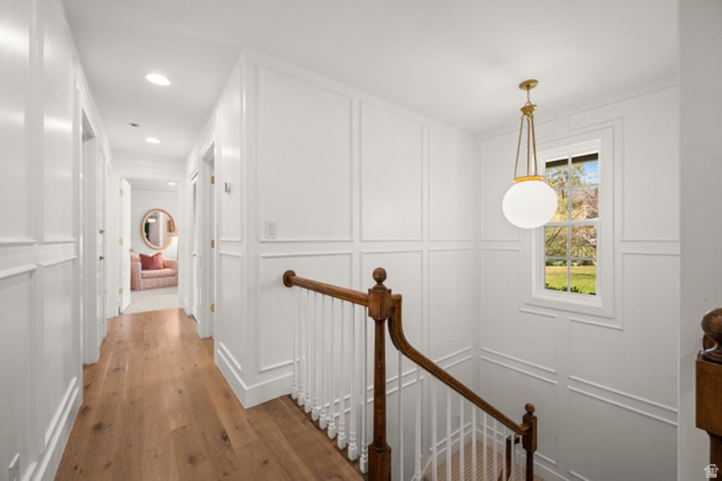 Image 22 of property listing at 2073 E PHEASANT WAY, Holladay, UT 84121