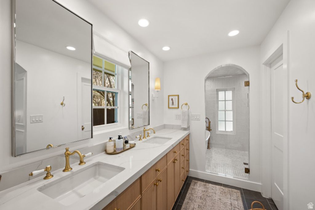 Image 27 of property listing at 2073 E PHEASANT WAY, Holladay, UT 84121