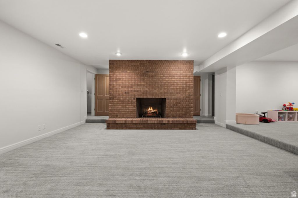 Image 38 of property listing at 2073 E PHEASANT WAY, Holladay, UT 84121