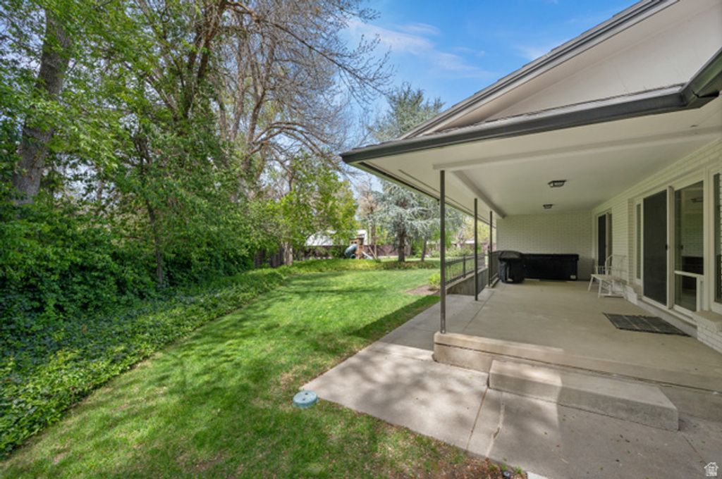 Image 43 of property listing at 2073 E PHEASANT WAY, Holladay, UT 84121