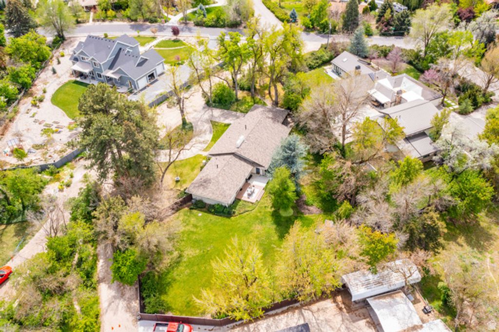 Image 58 of property listing at 2073 E PHEASANT WAY, Holladay, UT 84121