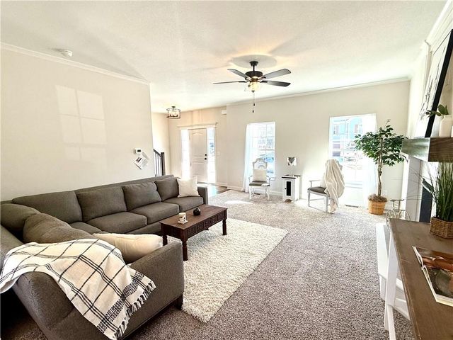 1202 Noah Lane, Kearney, MO 64060