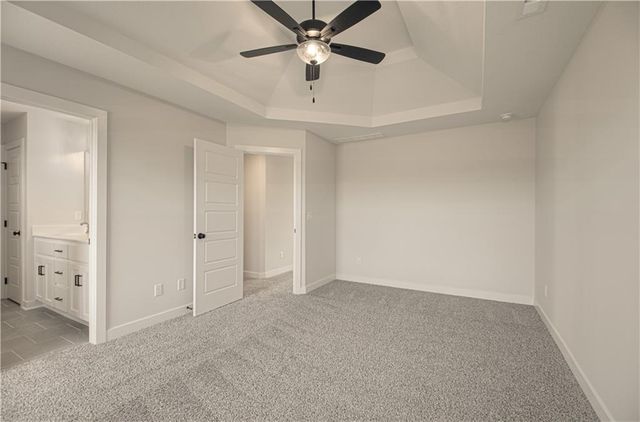 1202 Noah Lane, Kearney, MO 64060