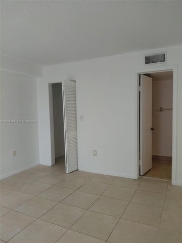 11790 SW 18th Street 429-3, Miami, FL 33175