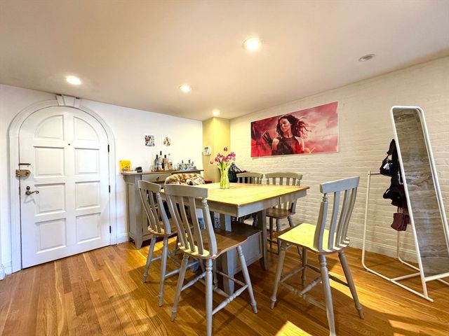 124 Beacon Street 5R, Boston, MA 02116