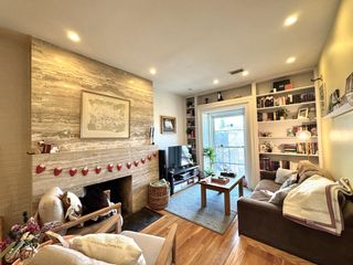 124 Beacon Street 5R, Boston, MA 02116