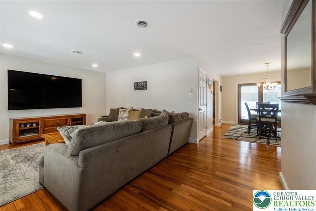 3104 North 5th Street, Whitehall Twp, PA 18052