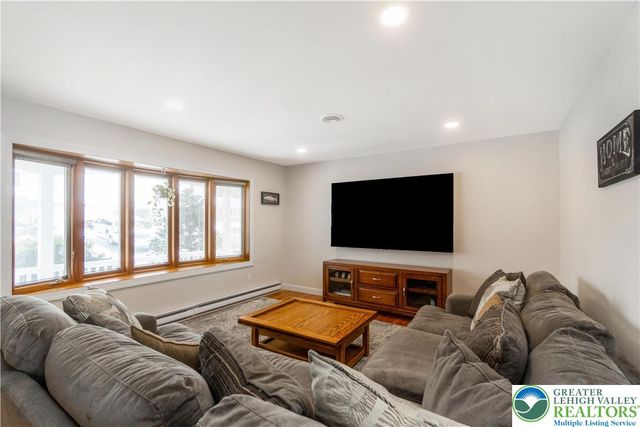 3104 North 5th Street, Whitehall Twp, PA 18052