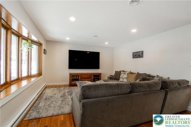 3104 North 5th Street, Whitehall Twp, PA 18052