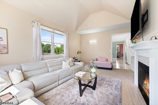 22 Wesley Rd, Hillsborough Twp., NJ 08844