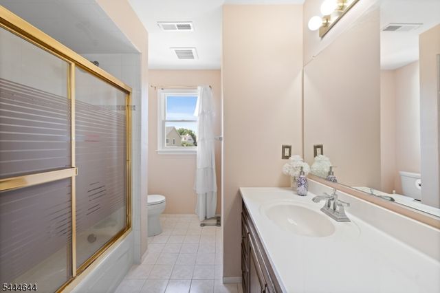 22 Wesley Rd, Hillsborough Twp., NJ 08844