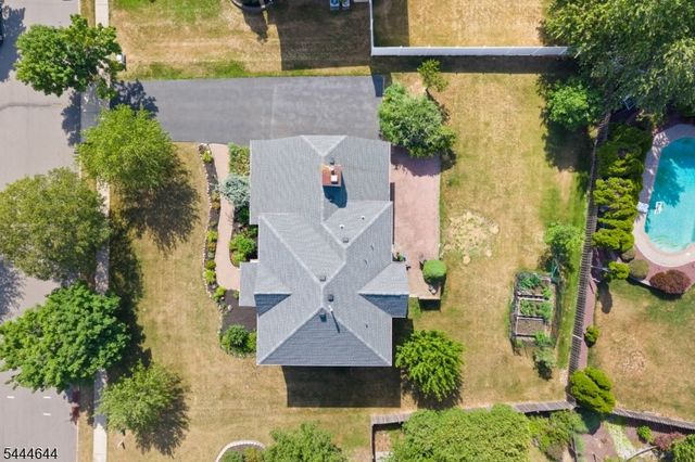 22 Wesley Rd, Hillsborough Twp., NJ 08844