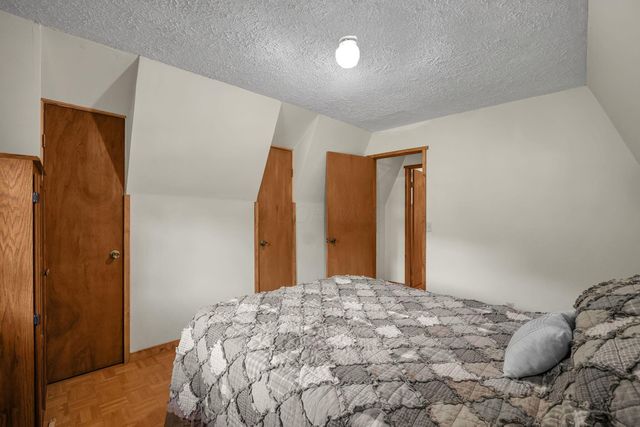 2371 Owl Creek Road, Frankfort, OH 45628