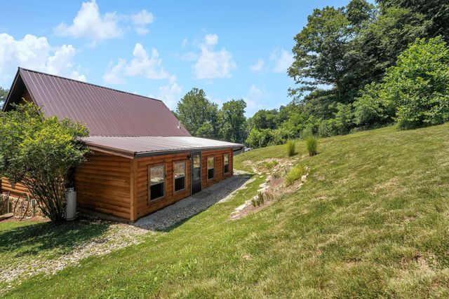 2371 Owl Creek Road, Frankfort, OH 45628