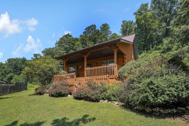 2371 Owl Creek Road, Frankfort, OH 45628
