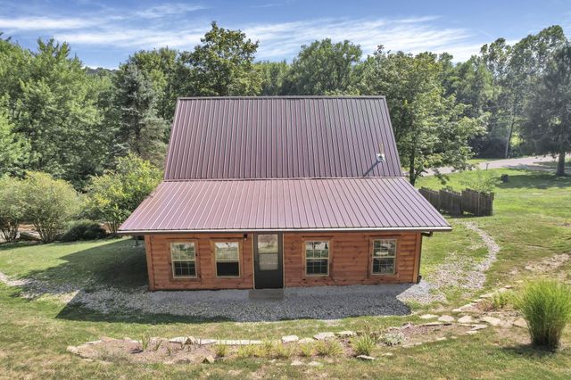 2371 Owl Creek Road, Frankfort, OH 45628