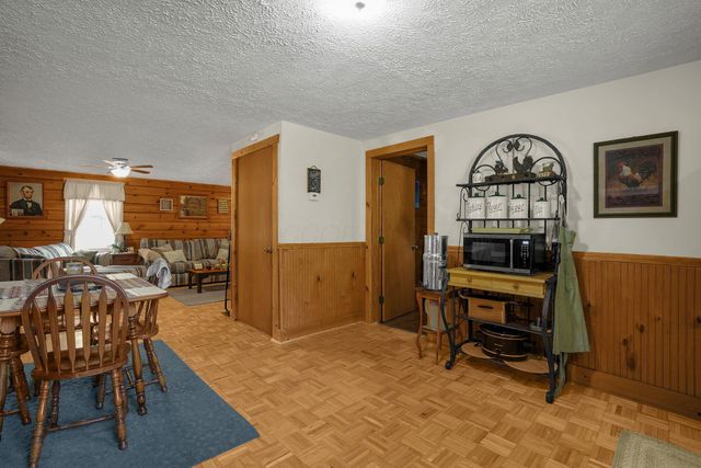 2371 Owl Creek Road, Frankfort, OH 45628
