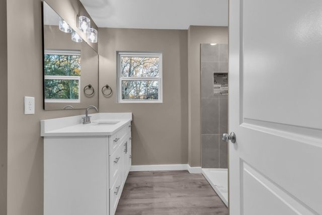 2065 Shelby Dr, Clarksville, TN 37043