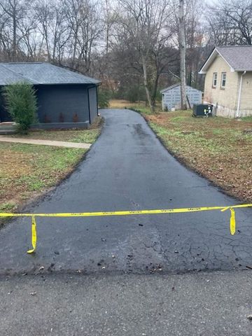 2065 Shelby Dr, Clarksville, TN 37043