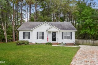 1004 Girder Court, Fuquay Varina, NC 27526