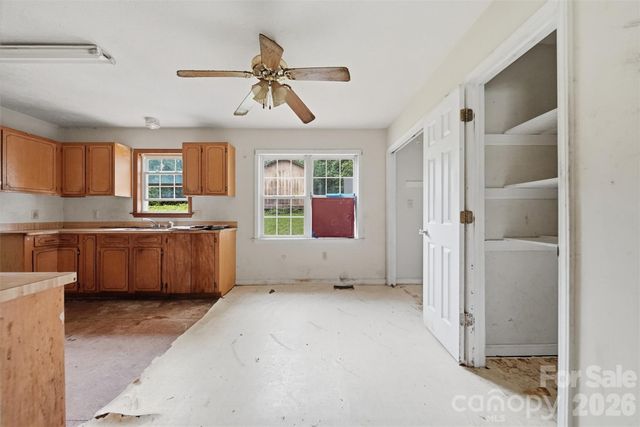 2130 Haven Circle SE, Lenoir, NC 28645