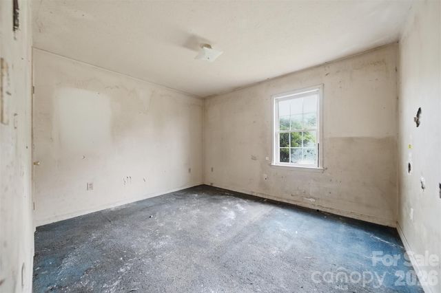 2130 Haven Circle SE, Lenoir, NC 28645