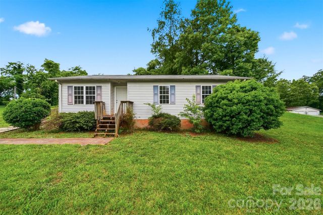 2130 Haven Circle SE, Lenoir, NC 28645