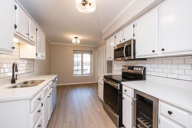 34 Kingsbridge Way, Little Rock, AR 72212